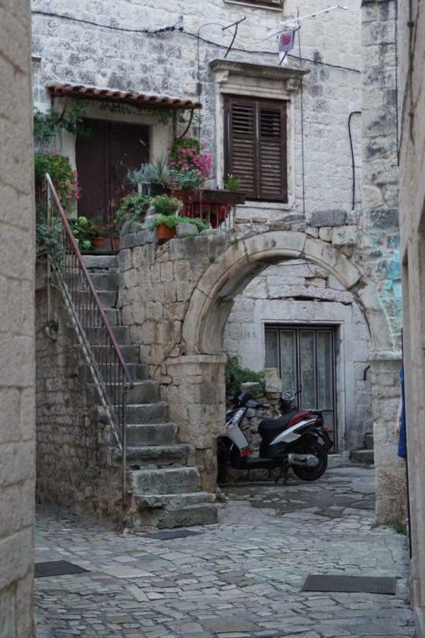 טרוגיר Ciovo Apartments מראה חיצוני תמונה